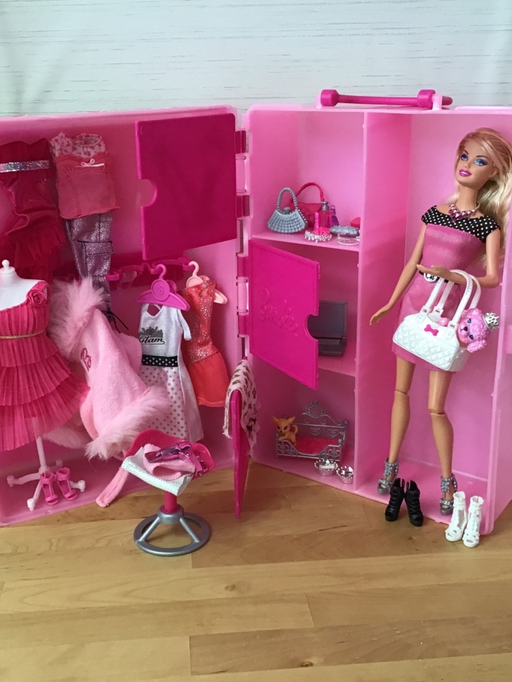 Barbie Doll and Wardrobe - Picture 1 of 16